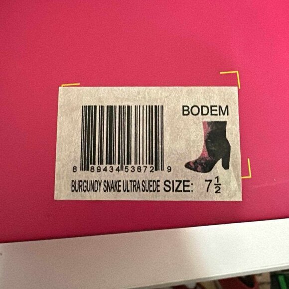 New with Box Catherine Malandrino Burgundy Snake Ultra Suede Booties Size 7.5 - Picture 2 of 16